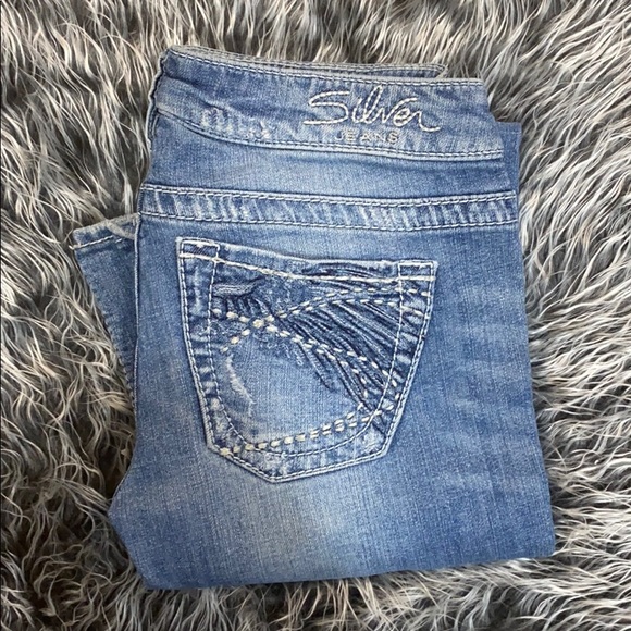 Silver “tuesday” boot cuts - Picture 2 of 3
